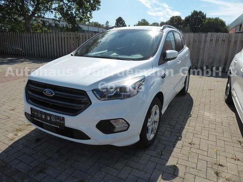 Frostweiß Gebraucht 2016 Ford Kuga ST-Line SUV | 14.290 € (Etwas zu teuer) - Bild 1/4