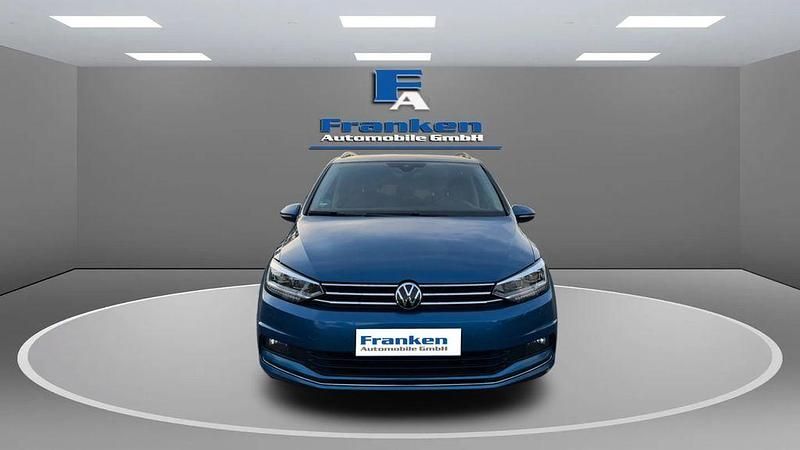 Blau Gebraucht 2021 VW Touran Highline Van / Kleinbus | 18.770 € (Superpreis) - Bild 1/4