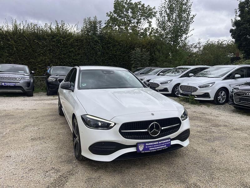 Polarweiss Gebraucht 2022 Mercedes C200 Night Limousine | 32.399 € (Guter Preis) - Bild 1/4