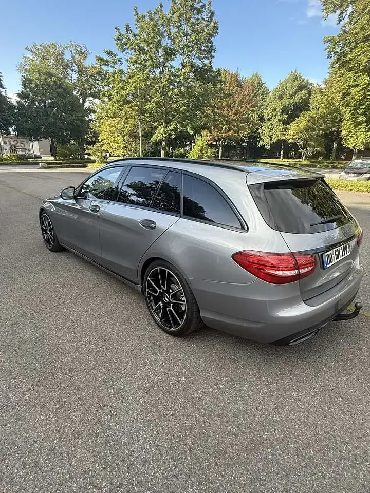 Gebraucht Mercedes C250 204 PS (150 kW) 2015 Grau Kombi