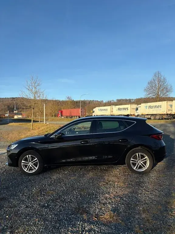 Gebraucht Seat Leon Style 131 PS (96 kW) 2021 Schwarz Limousine