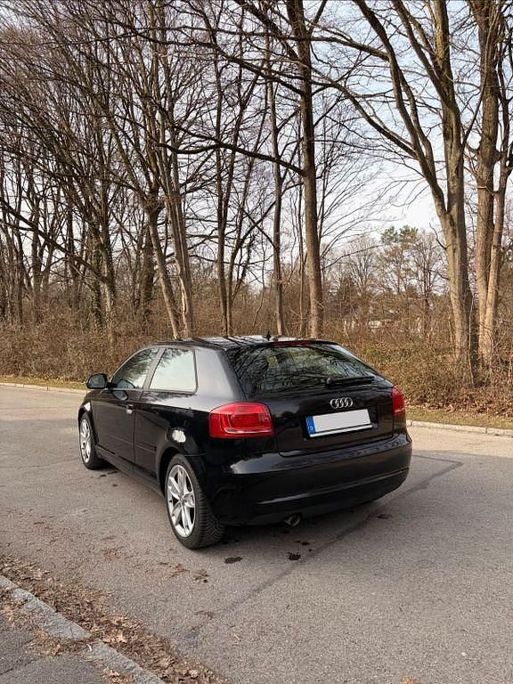 Gebraucht Audi A3 Ambition 105 PS (77 kW) 2009 Schwarz Kleinwagen