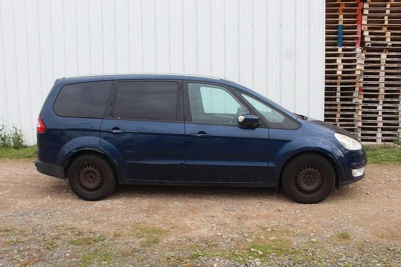 Gebraucht Ford Galaxy Trend 160 PS (117 kW) 2009 Blau Van / Kleinbus