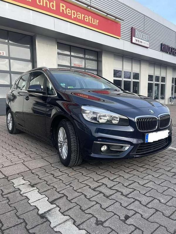 Gebraucht BMW 218 Luxury Line 136 PS (100 kW) 2015 Blau Van / Kleinbus