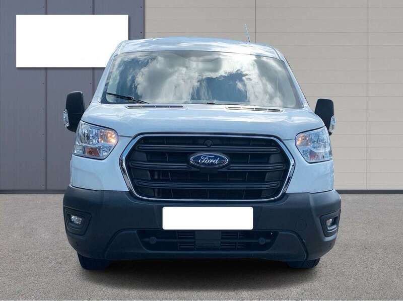 Weiß Gebraucht 2022 Ford Transit Trend Van | 17.900 € (Etwas zu teuer) - Bild 1/4