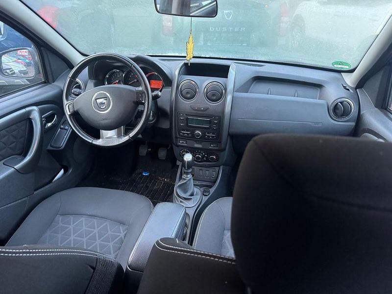 Gebraucht Dacia Duster Lauréate 125 PS (91 kW) 2015 Siehe bilder SUV