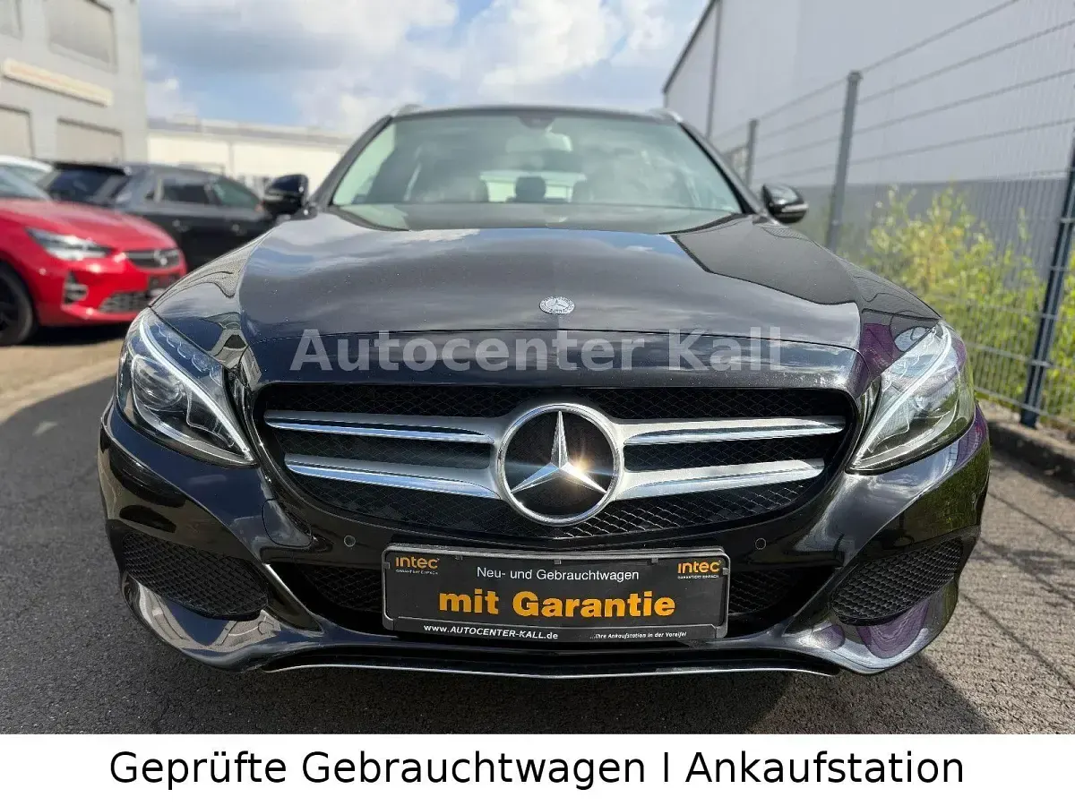 Gebraucht Mercedes C220 170 PS (125 kW) 2017 Schwarz Kombi