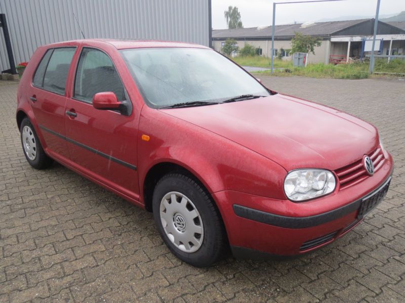 Golf Automatik Gebraucht verkauft vw golf 1 6 automatik gebraucht 1998 170 000 km Golf Automatik Gebraucht verkauft vw golf 1 6 automatik gebraucht 1998 170 000 km