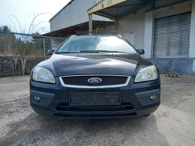 Usata Ford Focus 115 CV (84 kW) 2005 Nero Station wagon