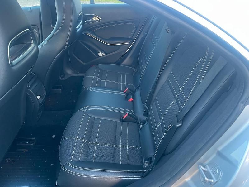 Gebraucht Mercedes CLA200 2014 Silber Limousine