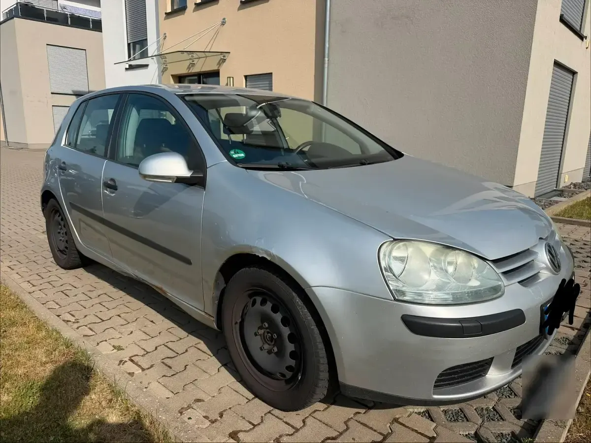 Gebraucht VW Golf V 105 PS (77 kW) 2004 Kleinwagen
