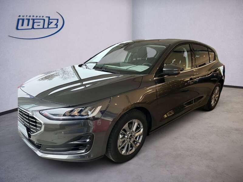 Magneticgrau Neu 2024 Ford Focus Titanium Limousine | 27.850 € (Fairer Preis) - Bild 1/4
