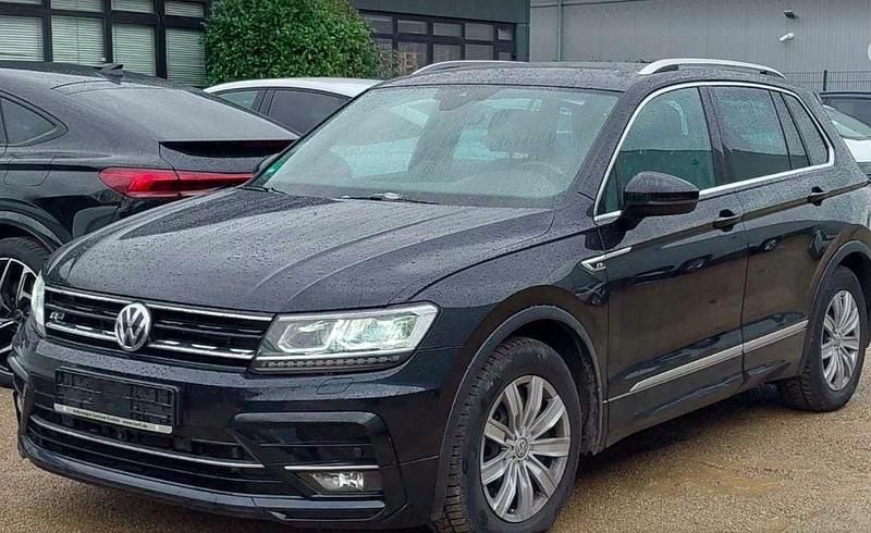 Deepblack Gebraucht 2017 VW Tiguan R-line SUV | 22.500 € (Guter Preis) - Bild 1/4