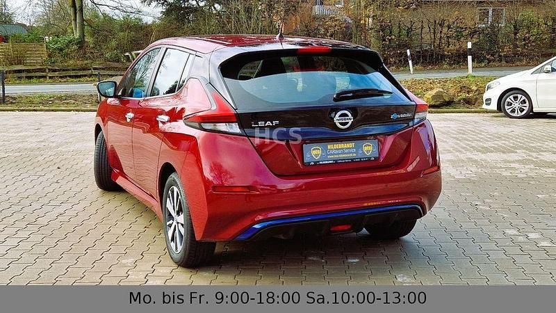 Gebraucht Nissan Leaf 360º 110 kW (150 PS) 2020 Rot Kleinwagen