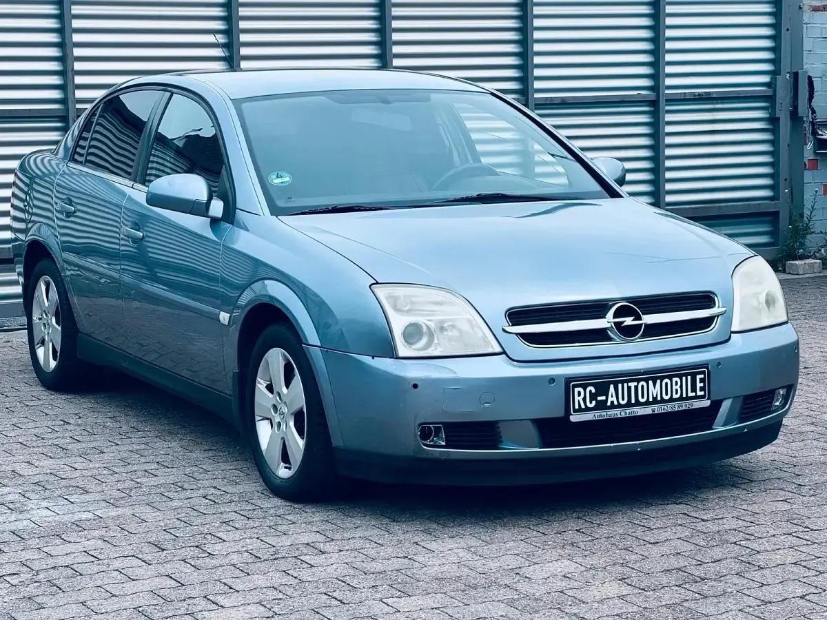 Gebraucht Opel Vectra 155 PS (114 kW) 2004 Blau Limousine