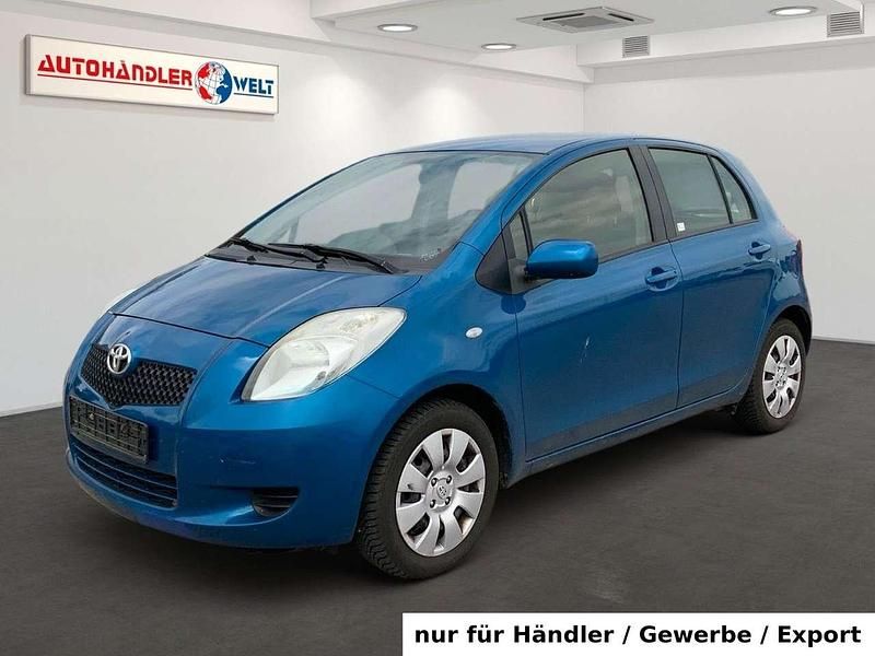 Blau Gebraucht 2006 Toyota Yaris Sol Limousine | 2.299 € (Superpreis) - Bild 1/3