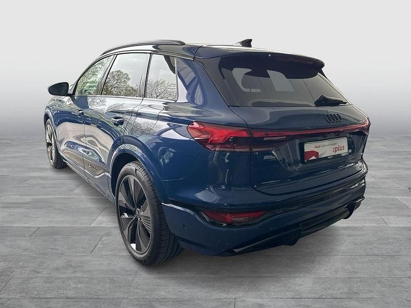 Gebraucht Audi Q6 e-tron S-Line 284 kW (387 PS) 2025 Ascariblau metallic SUV
