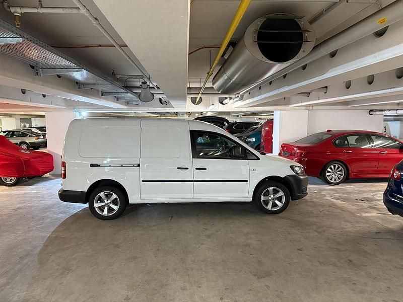Second-hand VW Caddy Maxi 102 CP (75 kW) 2015 Alb Monovolum