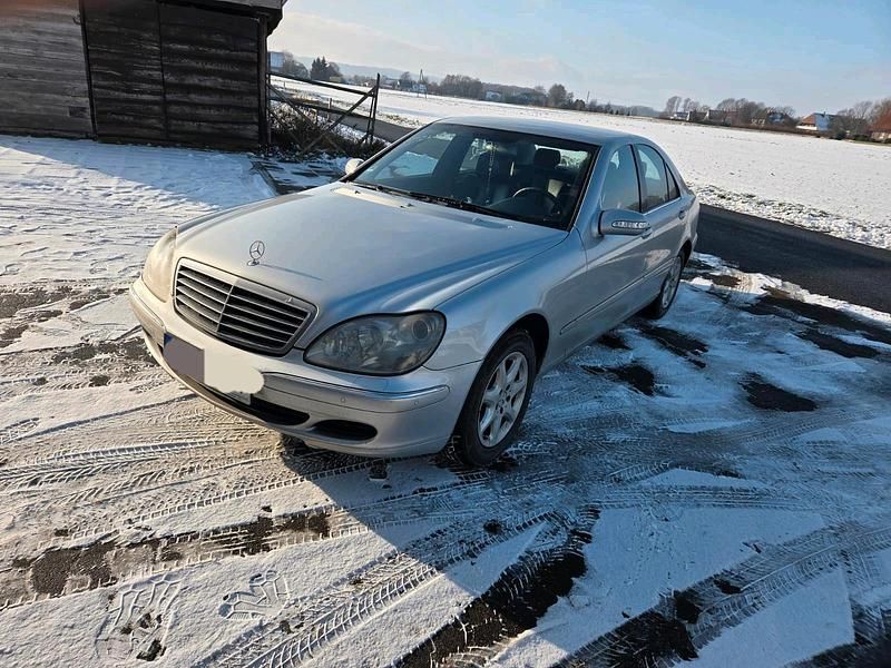 Grau Gebraucht 2003 Mercedes S320 Limousine | 3.600 € - Bild 1/4