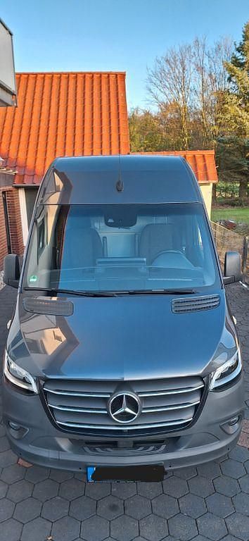 Gebraucht Mercedes Sprinter 190 PS (139 kW) 2023 Grau Van