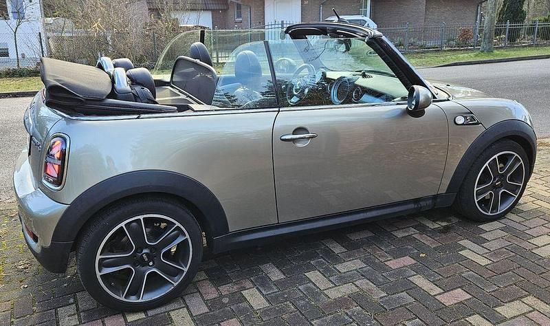 Silber Gebraucht 2010 Mini Cooper S Cabriolet Cabrio | 8.500 € (Fairer Preis) - Bild 1/4