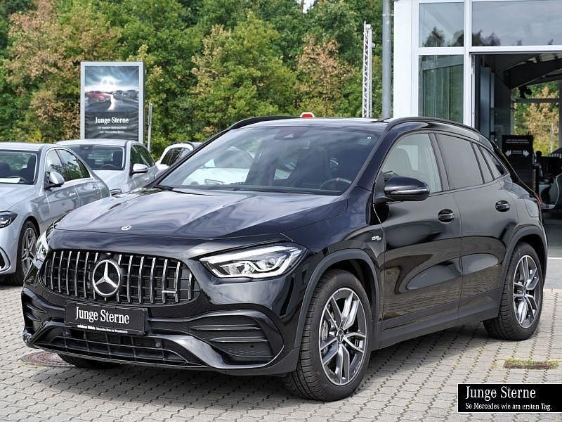 Gebraucht Mercedes GLA35 AMG AMG 306 PS (225 kW) 2022 Kosmosschwarz SUV