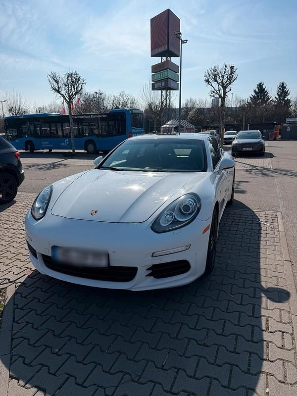 Gebraucht Porsche Panamera 310 PS (228 kW) 2016 Weiß Kleinwagen