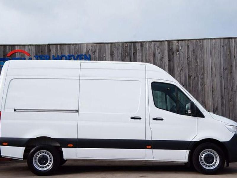 Gebraucht Mercedes Sprinter 143 PS (105 kW) 2020 Weiß Van