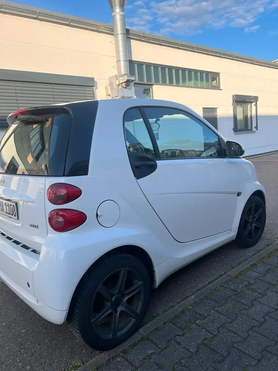 Gebraucht Smart ForTwo Coupé 75 PS (55 kW) 2011 Weiß Coupé