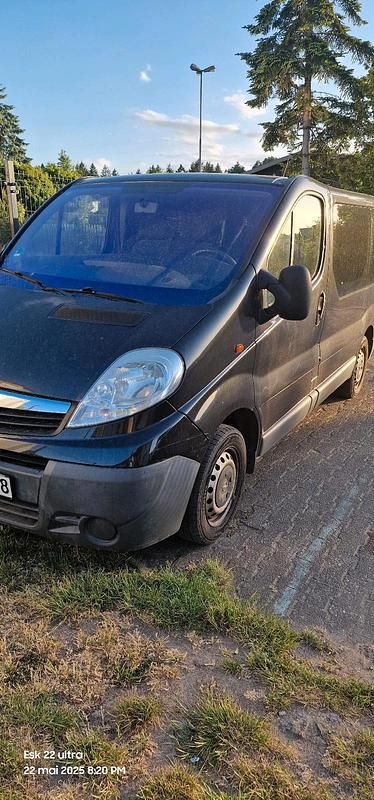 Gebraucht Opel Vivaro 116 PS (85 kW) 2007 Schwarz Van / Kleinbus