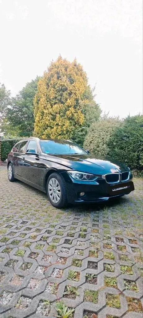 Gebraucht BMW 318 143 PS (105 kW) 2014 Schwarz Kombi