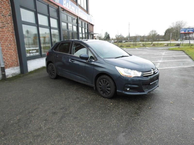 Gebraucht Citroën C4 120 PS (88 kW) 2012 Blau Kleinwagen