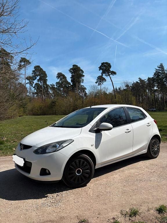 Second-hand Mazda 2 103 CP (75 kW) 2008 Alb Hatchback