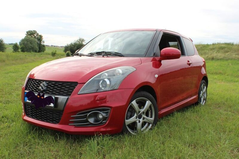 Rot Gebraucht 2012 Suzuki Swift Sport Kleinwagen | 7.790 € (Fairer Preis) - Bild 1/4