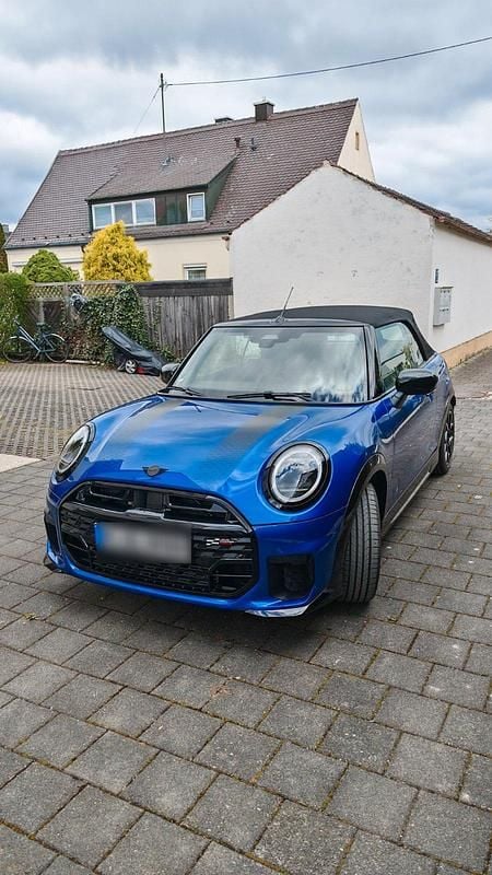 Second-hand Mini Cooper Cabriolet 163 CP (119 kW) 2025 Albastru Cabrio