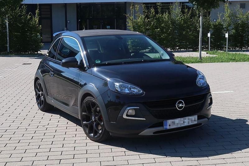 Schwarz Gebraucht 2016 Opel Adam Rocks Rocks S Kleinwagen | 11.990 € (Fairer Preis) - Bild 1/4