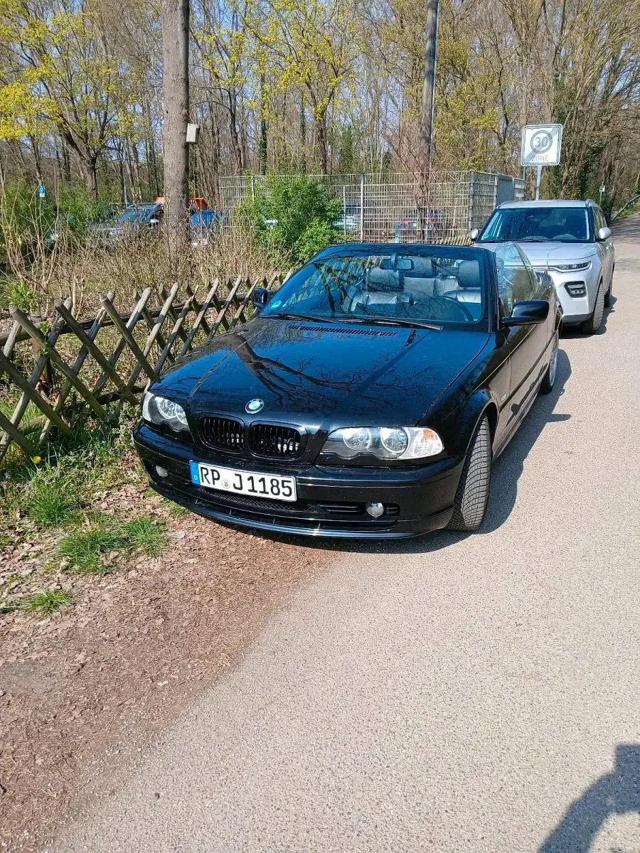 Używany BMW 325 Cabriolet 198 KM (145 kW) 2002 Czarny Kabriolet