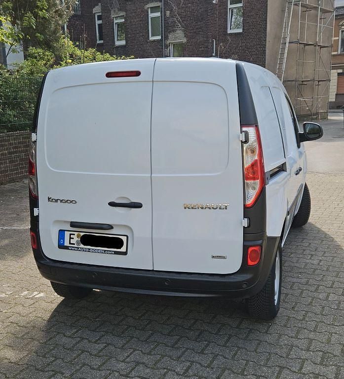 Second-hand Renault Kangoo 75 CP (55 kW) 2016 Alb Monovolum