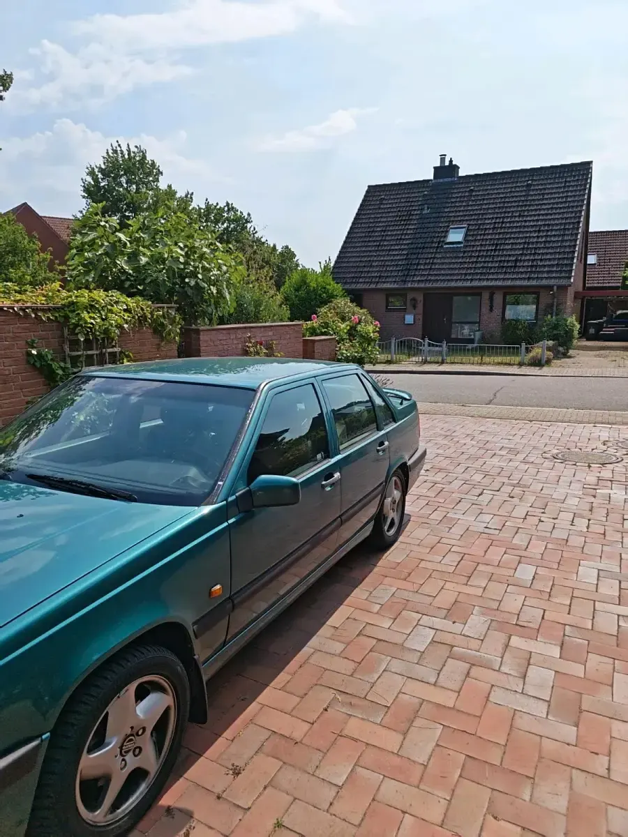 Gebraucht Volvo 850 226 PS (166 kW) 1994 Grün Limousine