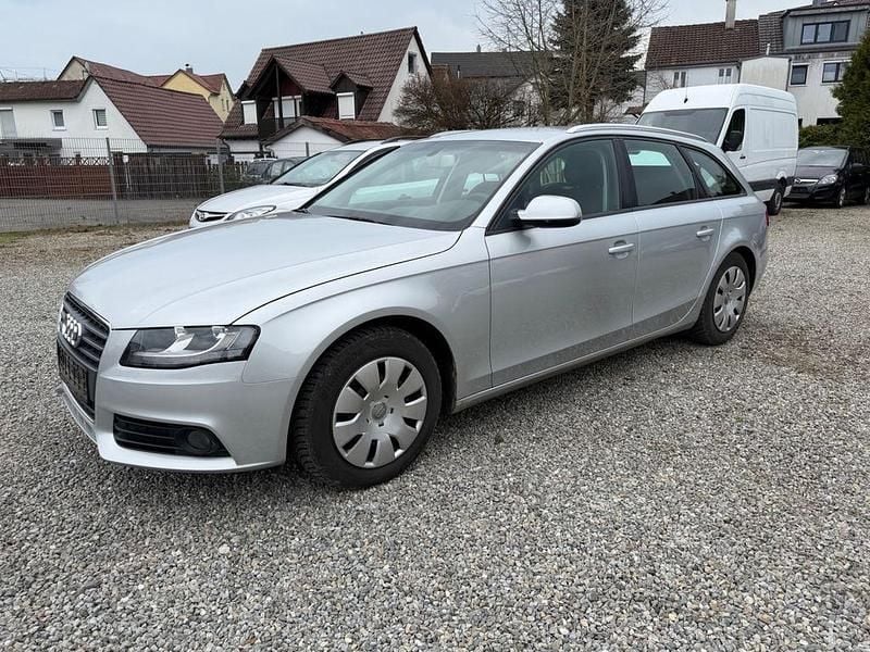 Gebraucht Audi A4 Attraction 143 PS (105 kW) 2010 Silber Kombi