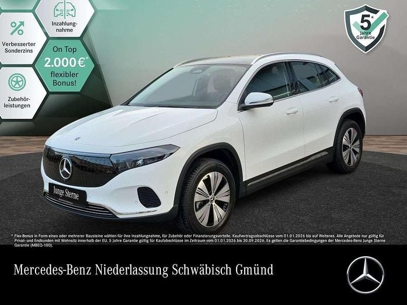 Weiß Gebraucht 2024 Mercedes EQA300 Advanced SUV | 33.490 € (Guter Preis) - Bild 1/3