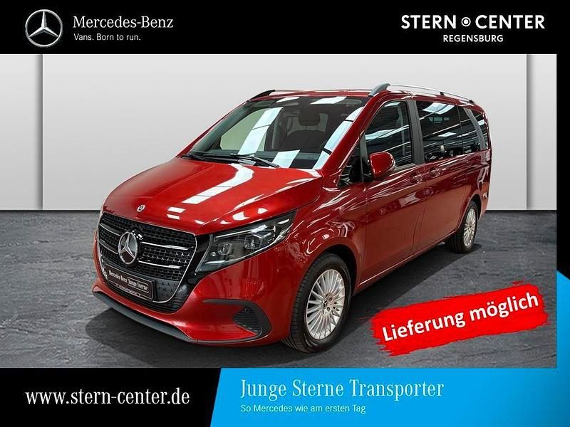 Rot Gebraucht 2024 Mercedes V250 Van / Kleinbus | 61.900 € (Guter Preis) - Bild 1/4