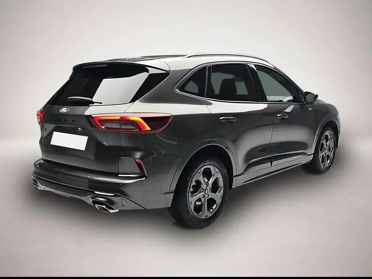 Gebraucht Ford Kuga ST-Line 186 PS (136 kW) 2025 Grau SUV
