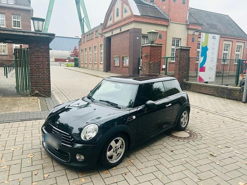 Schwarz Gebraucht 2011 Mini ONE Kleinwagen | 4.800 € (Fairer Preis) - Bild 1/4