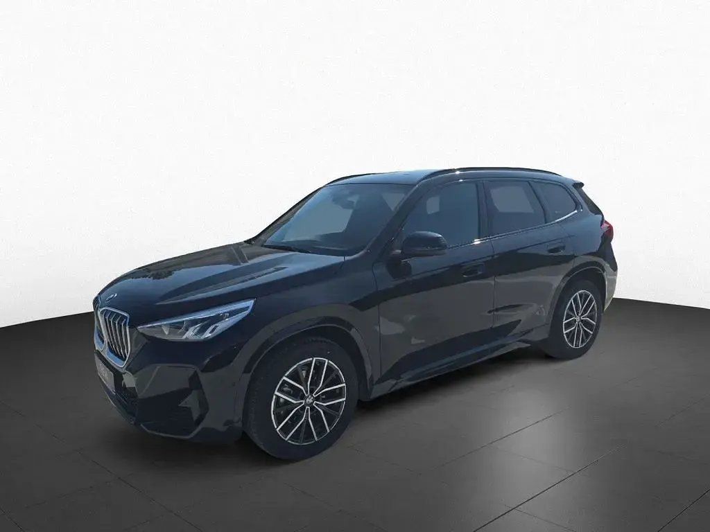 Neu BMW X1 Comfort Edition 163 PS (119 kW) 2026 Saphirschwarz (schwarz) SUV