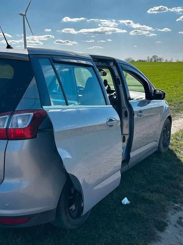 Gebraucht Ford C-MAX 115 PS (84 kW) 2011 Grau Van / Kleinbus