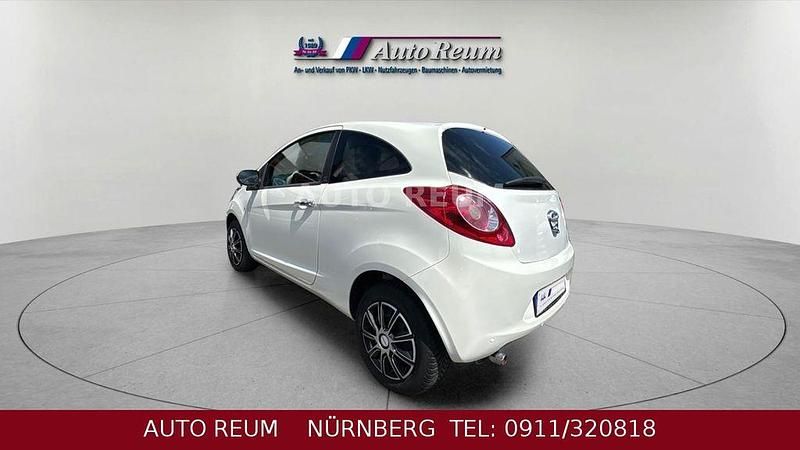 Gebraucht Ford Ka Titanium 69 PS (50 kW) 2010 Weiß Kleinwagen