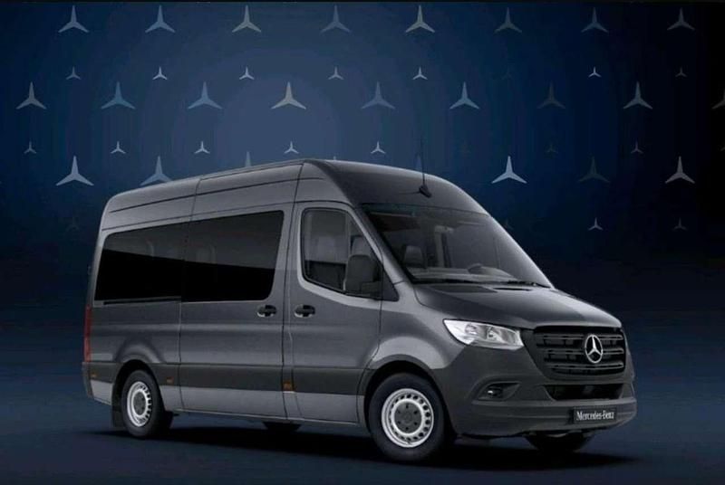 Grau Gebraucht 2022 Mercedes Sprinter Van | 43.999 € - Bild 1/4
