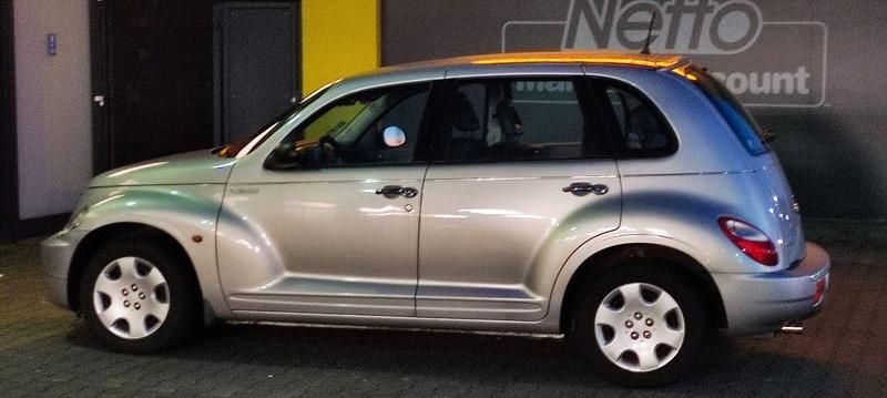 Gebraucht Chrysler PT Cruiser Clasic 116 PS (85 kW) 2007 Silber Van / Kleinbus