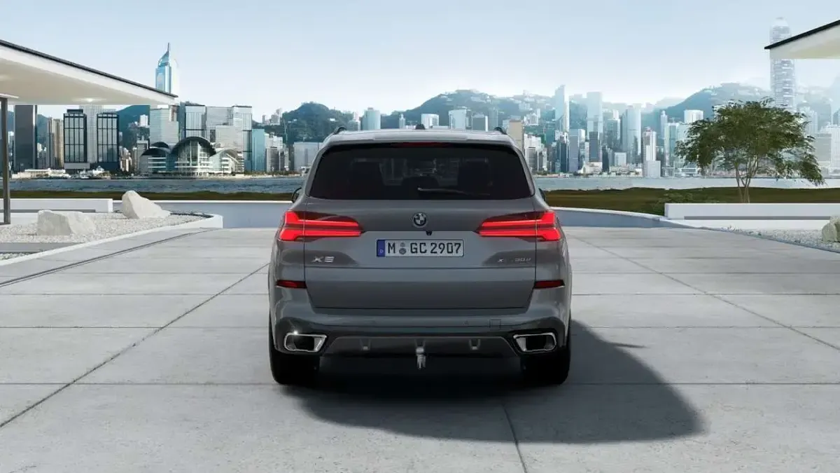 Neu BMW X5 M Sport 298 PS (219 kW) 2026 Grau SUV